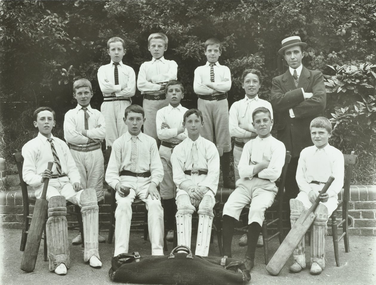 Rosendale Road School: krikettcsapat, 1897 alkotó: English Photographer