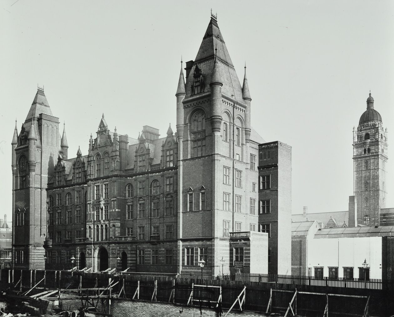 Royal College of Music: Prince Consort Road, 1894 alkotó: English Photographer