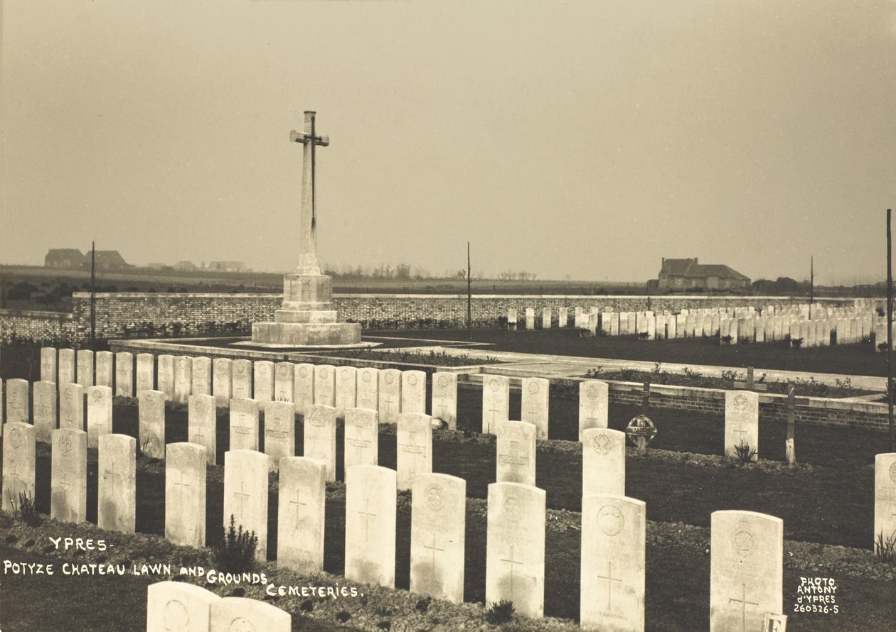 Saint-Charles de Potyze temető, Ypres alkotó: English Photographer