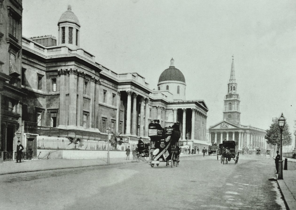 Saint Martin in the Fields és a Nemzeti Galéria, Trafalgar Square, Westminster LB: északi oldal keletre nézve, 1896 alkotó: English Photographer