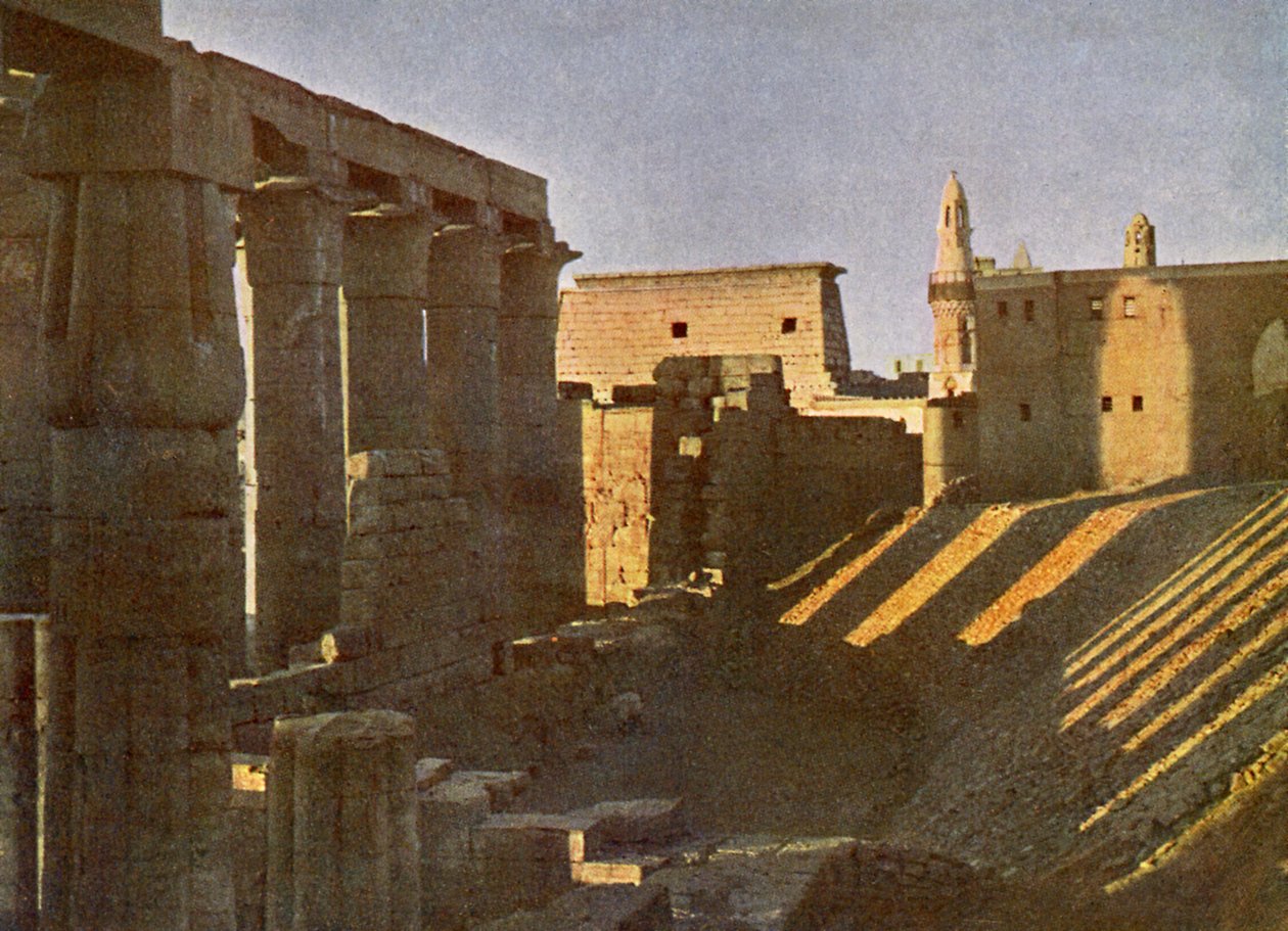 Luxor temploma keleti oldalról alkotó: English Photographer