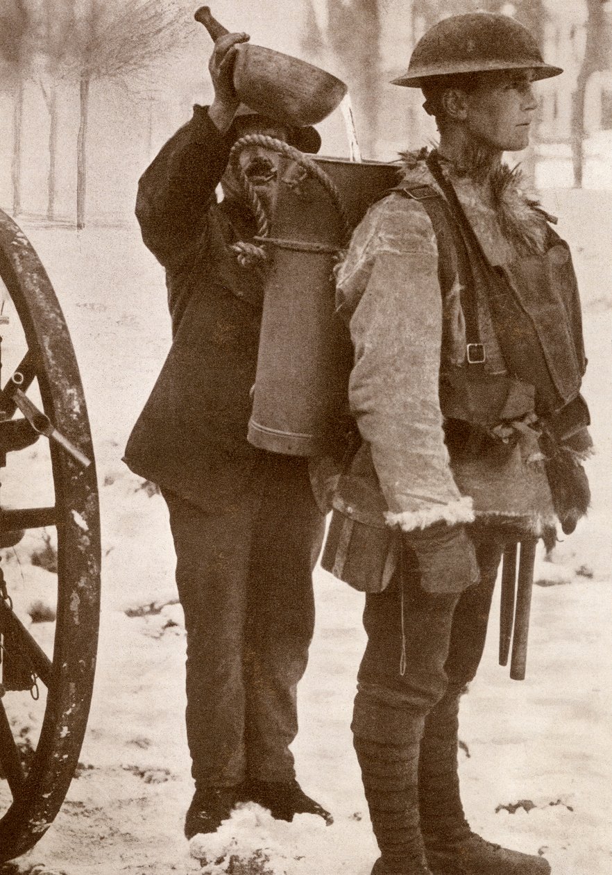 The Hot Soup Man, 1918 (féltónusú újságpapír) alkotó: English Photographer