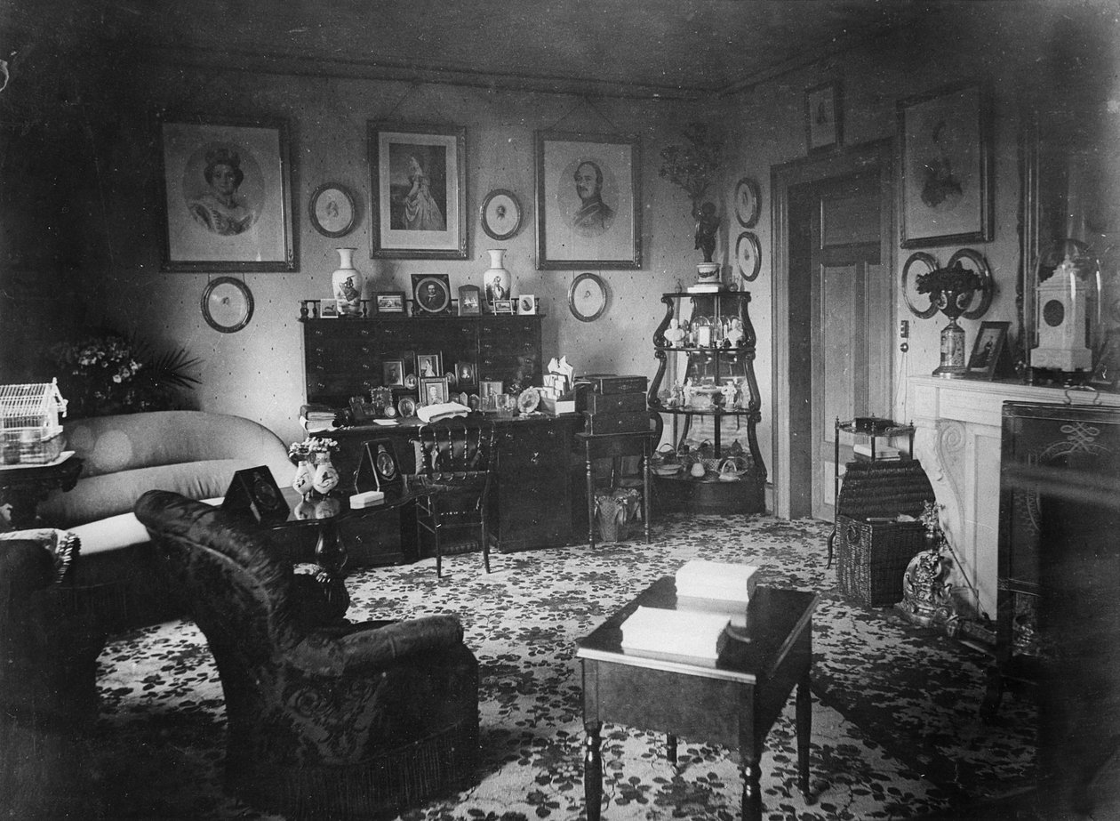 The Queens Sitting Room, Villa Hohenlohe, Baden-Baden, 1860-as évek vége alkotó: English Photographer