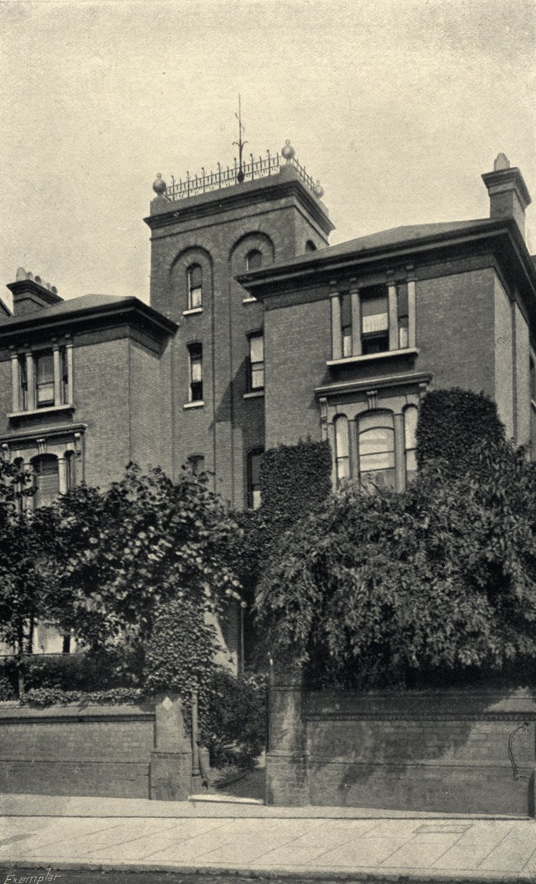 Theodore Watts-Dunton (1832-1914) otthona Putney Hillben alkotó: English Photographer
