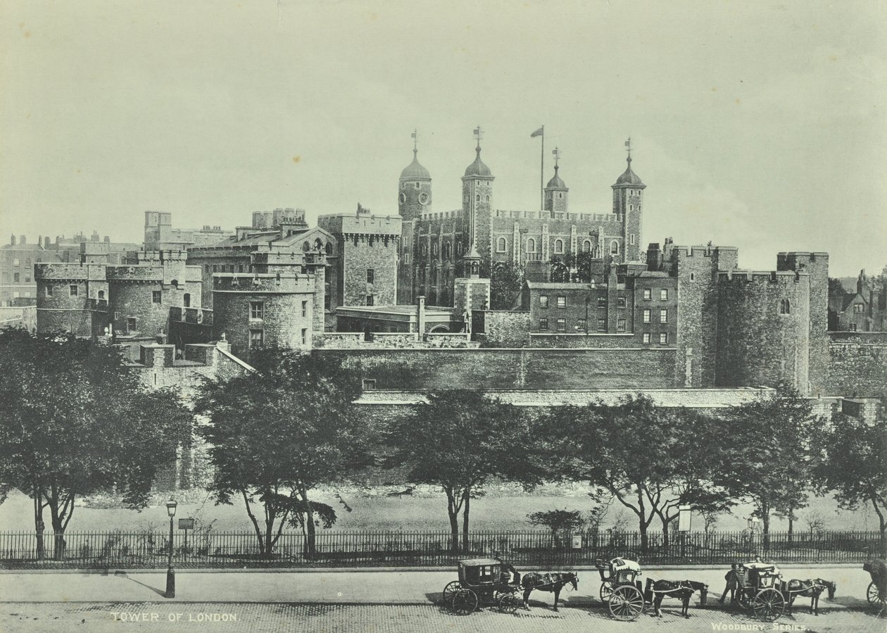 Londoni Tower, Tower Hill, 1890 alkotó: English Photographer
