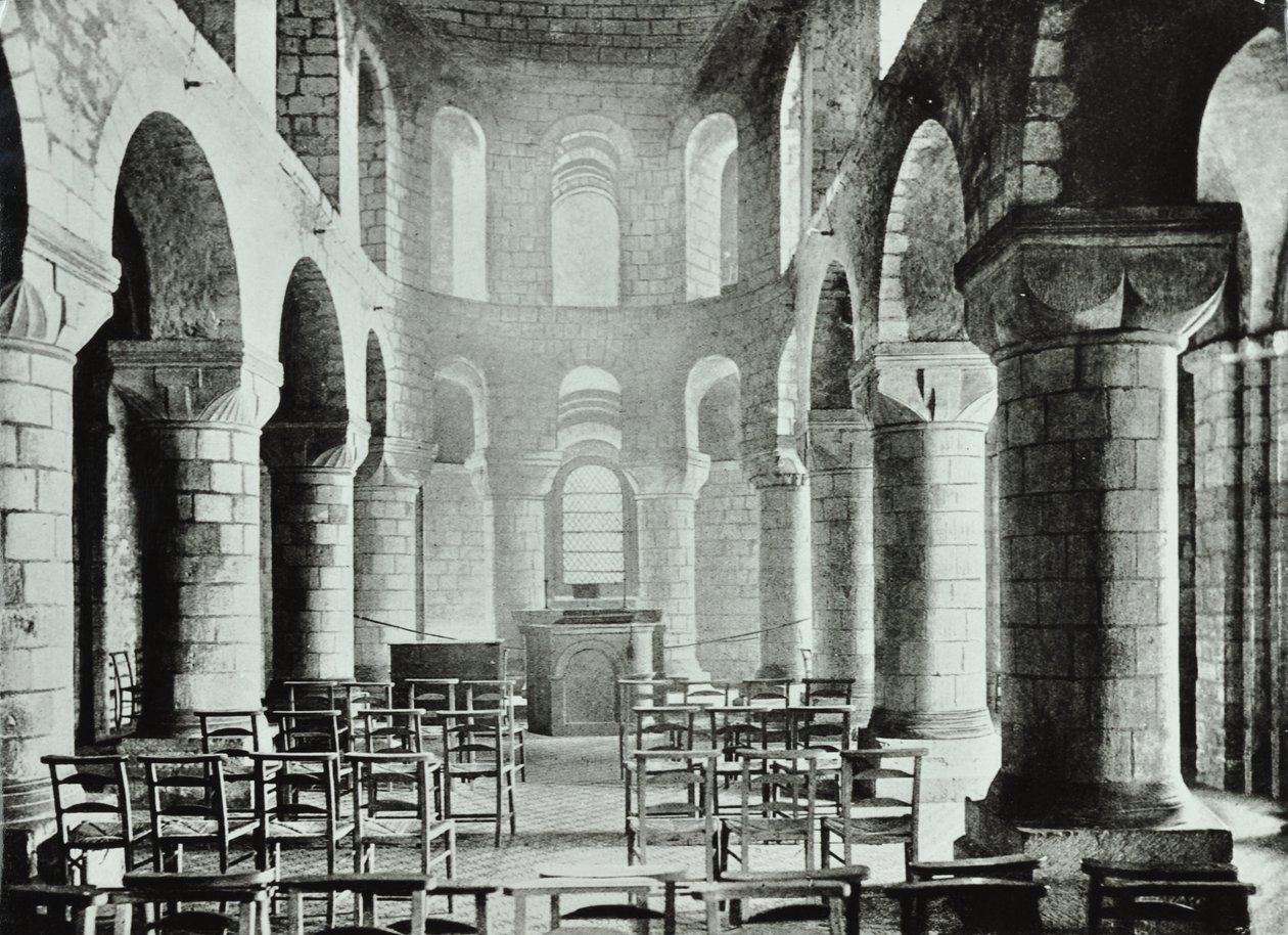 Londoni Tower, Tower Hill: Saint Johns Chapel, 1890 alkotó: English Photographer