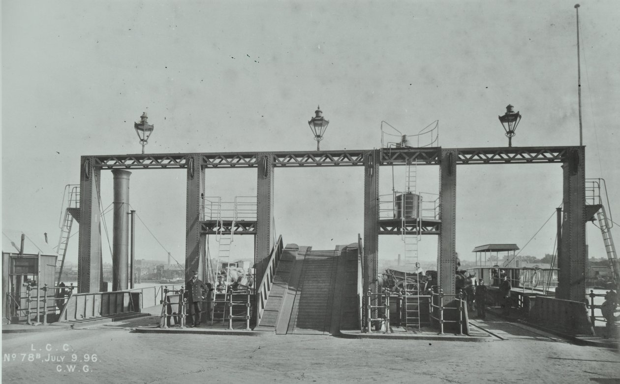 Kilátás a woolwichi kompról, 1896 alkotó: English Photographer