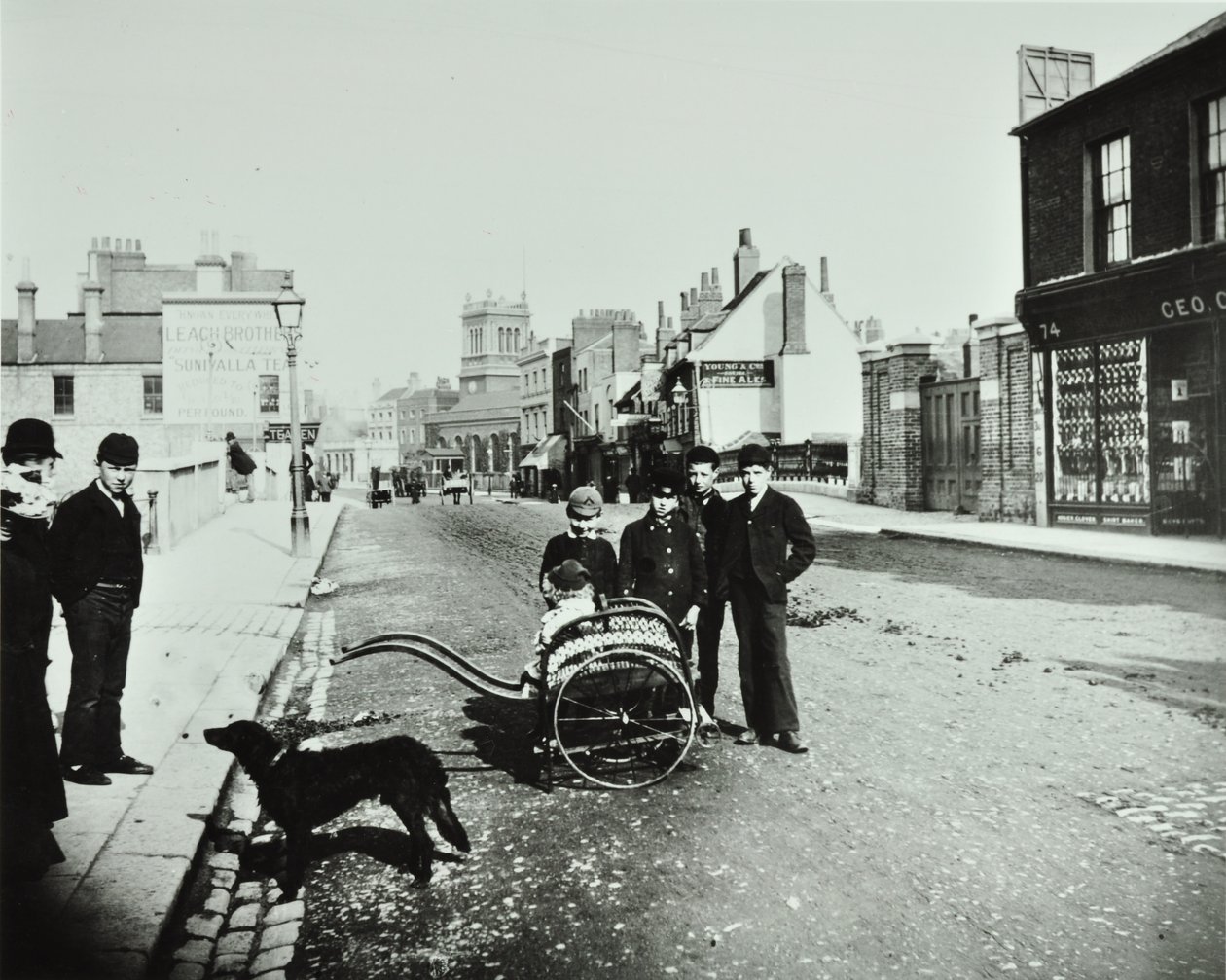 Wandsworth High Street: nyugatra nézve, 1890 alkotó: English Photographer