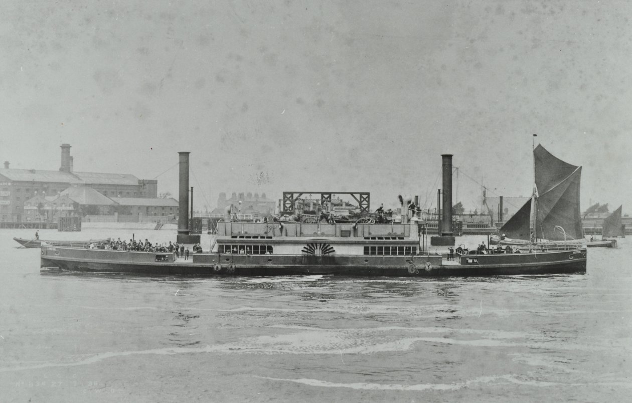 Woolwich Ferry: komp a folyón, 1896 alkotó: English Photographer