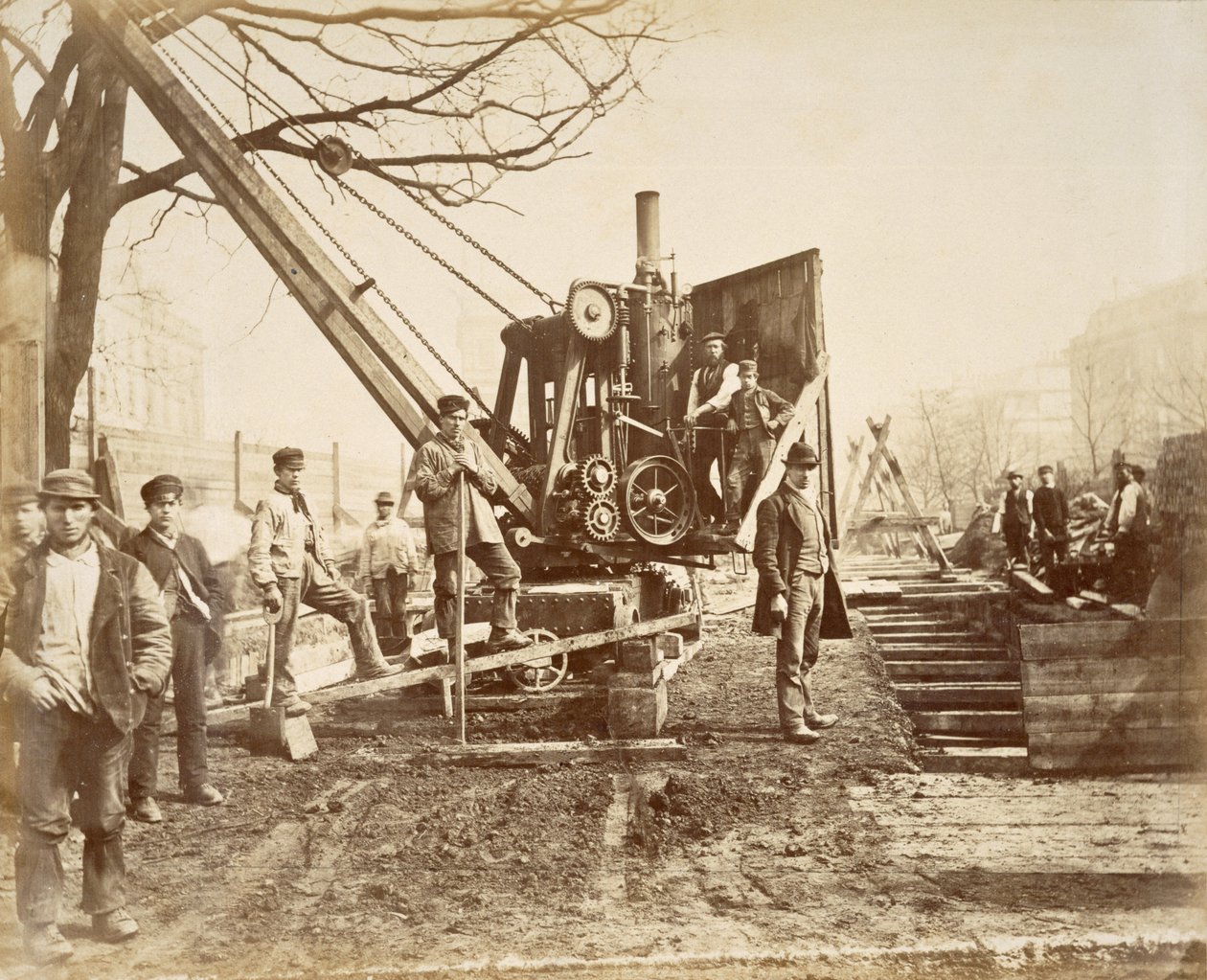 Működő gőzdaru a Circle Line építése során Paddingtonban, Londonban, 1890 körül (albumnyomat a kártyán) alkotó: English School