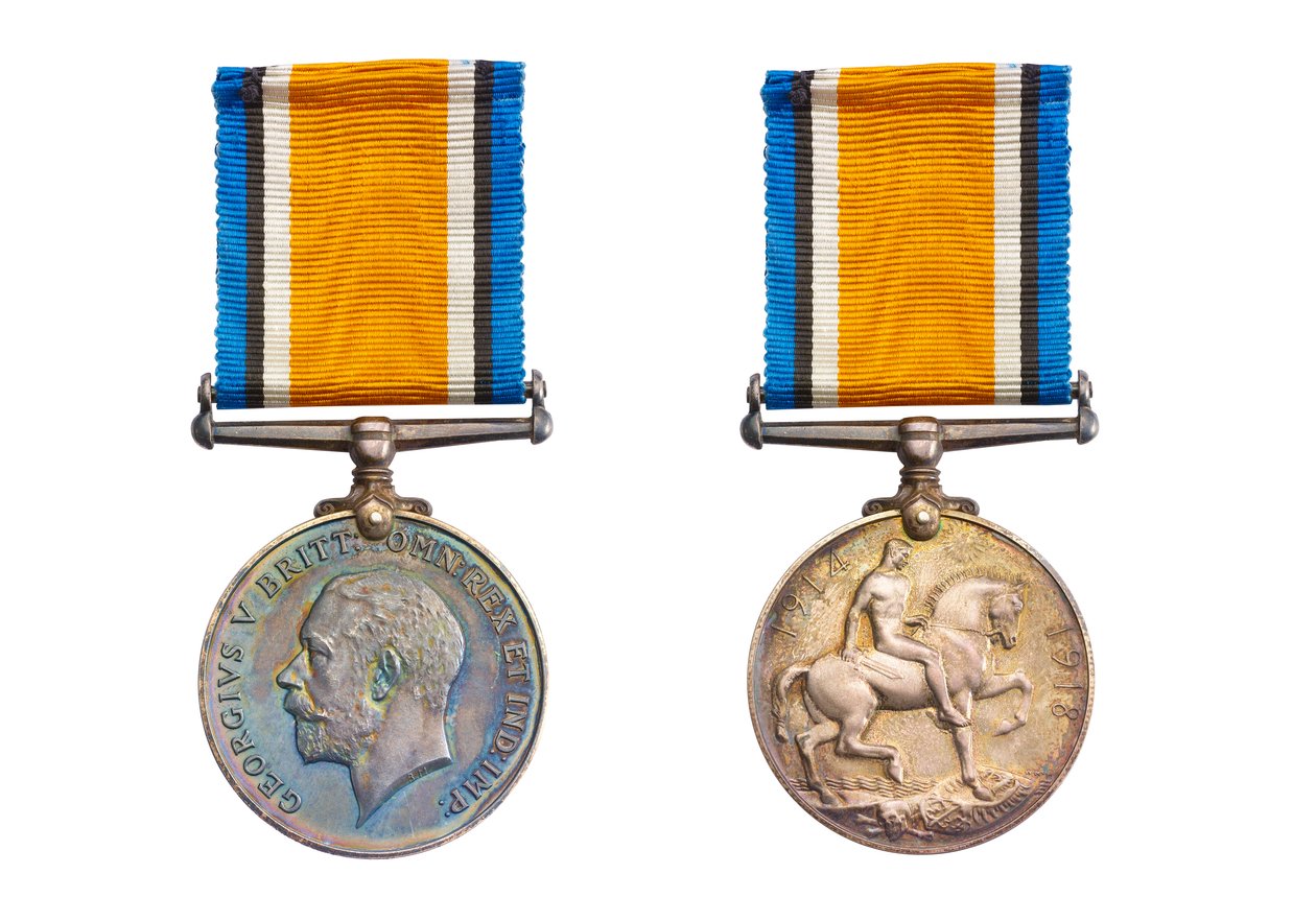 Brit háborús érem, 1919 körül (bronz selyemszalaggal) alkotó: English School