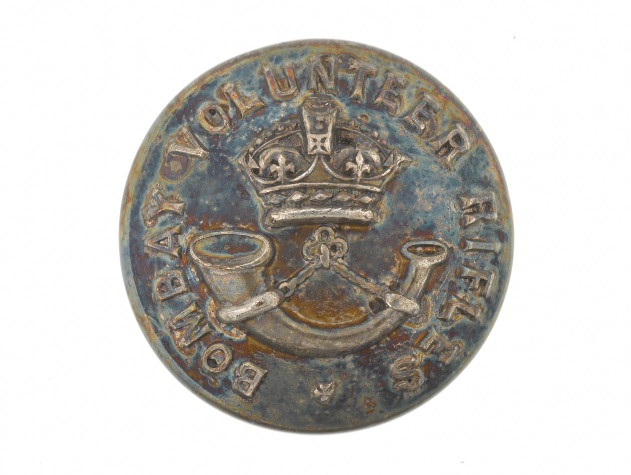 Button, Bombay önkéntes puskák, 1901 előtt alkotó: English School