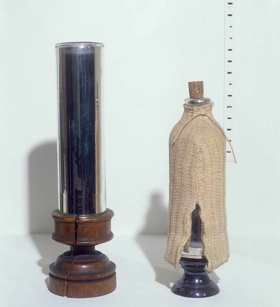 Dewar termosz vákuumpalackok, 19. század vége alkotó: English School