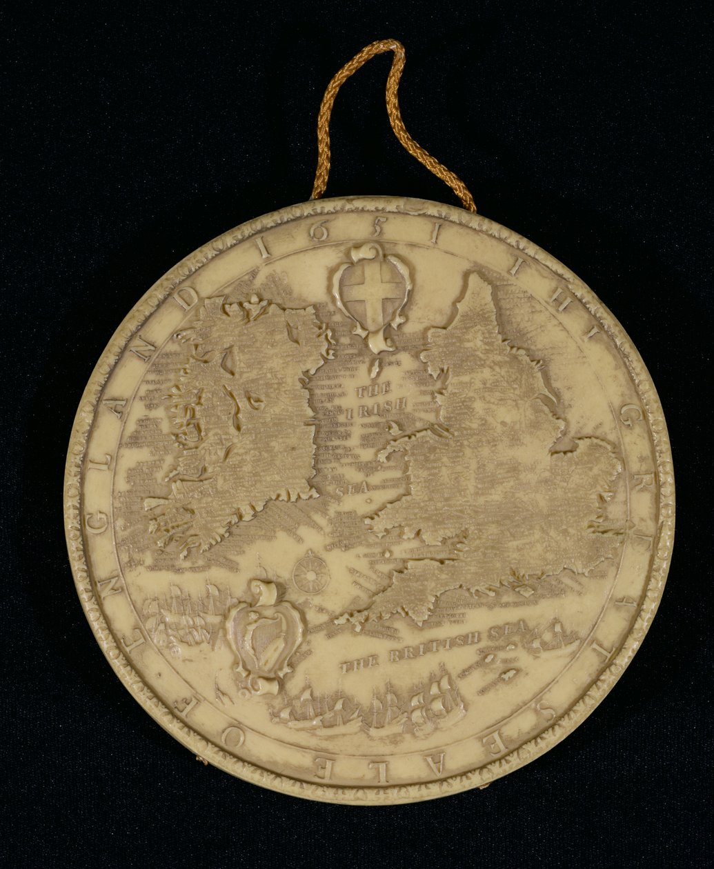 Az 1651-es Anglia Nagy Pecsétjének fakszimile, hátoldalon Anglia, Wales és Írország térképe (előlapon lásd: 105041) alkotó: English School
