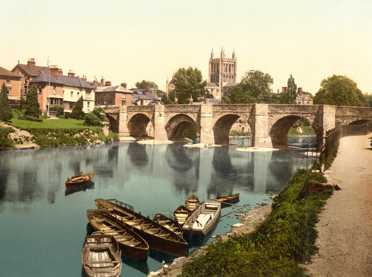 Hereford katedrális és Wyl-híd (kézzel színezett fotó) alkotó: English School