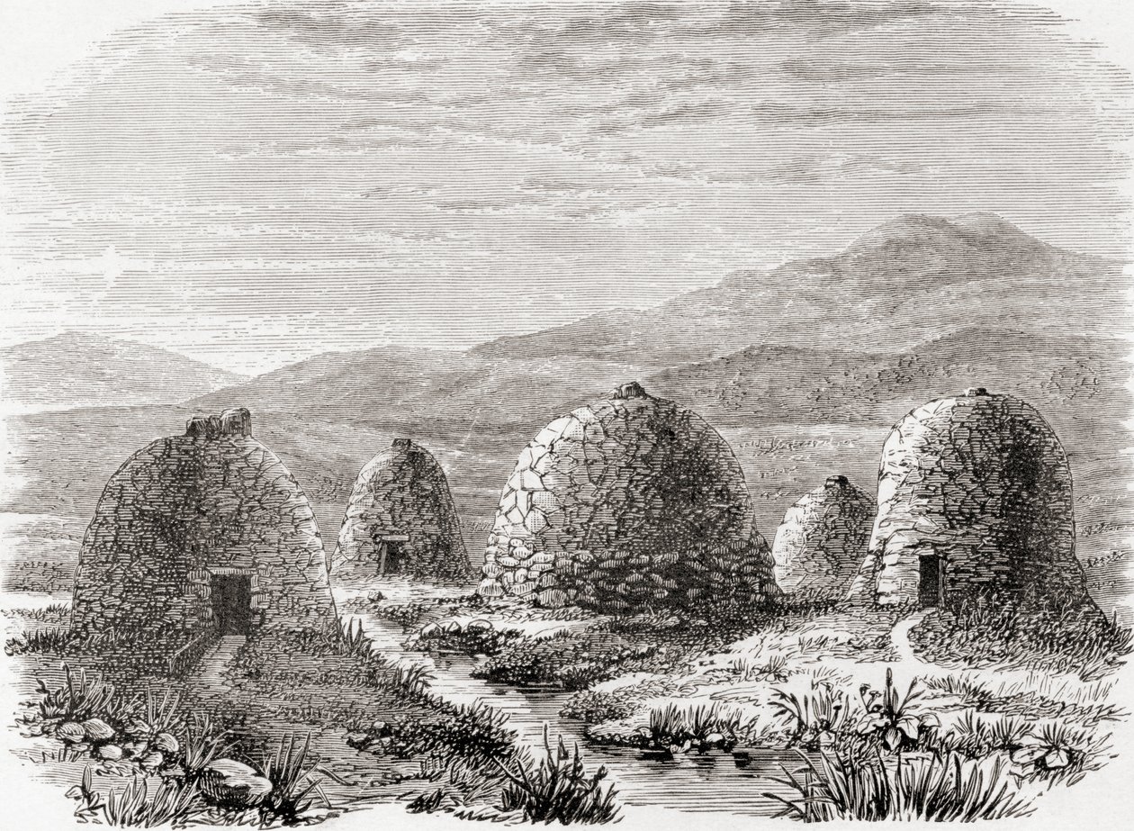 Lakott kunyhók Uig-ben, Lewis szigetén a Külső-Hebridákon 1859-ben, Samuel G. Green 1886-ban megjelent „Skót tollal és ceruzával rajzolt képek” című művéből alkotó: English School