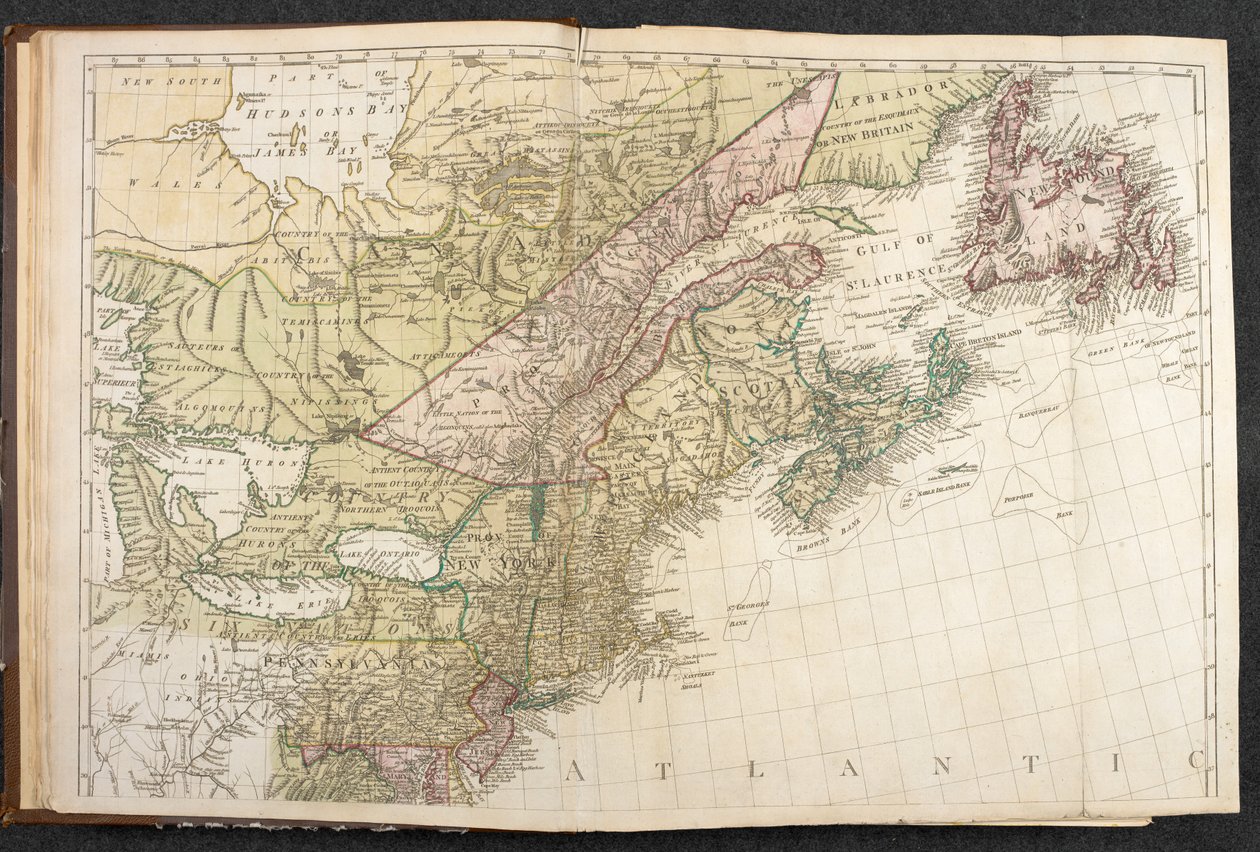 Észak-Amerika térképe, az USA és Kanada keleti partvidékének részlete, „Az amerikai atlaszból; Észak-Amerika általános és konkrét térképeinek és terveinek különféle gyűjteményét tartalmazza, amelyet Jefferys, Faden és mások adtak ki. alkotó: English School