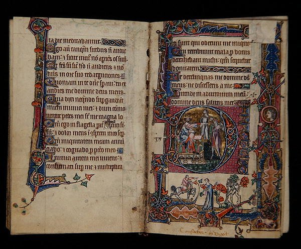 Ms 1-2005, ff.57v-58r: Saul elküldi Doeget, hogy ölje meg Nob papjait, történetírás a Macclesfield Psalter kezdőbetűjéből, Use of Sarum, East Anglia, 1330 körül (vellum) alkotó: English School
