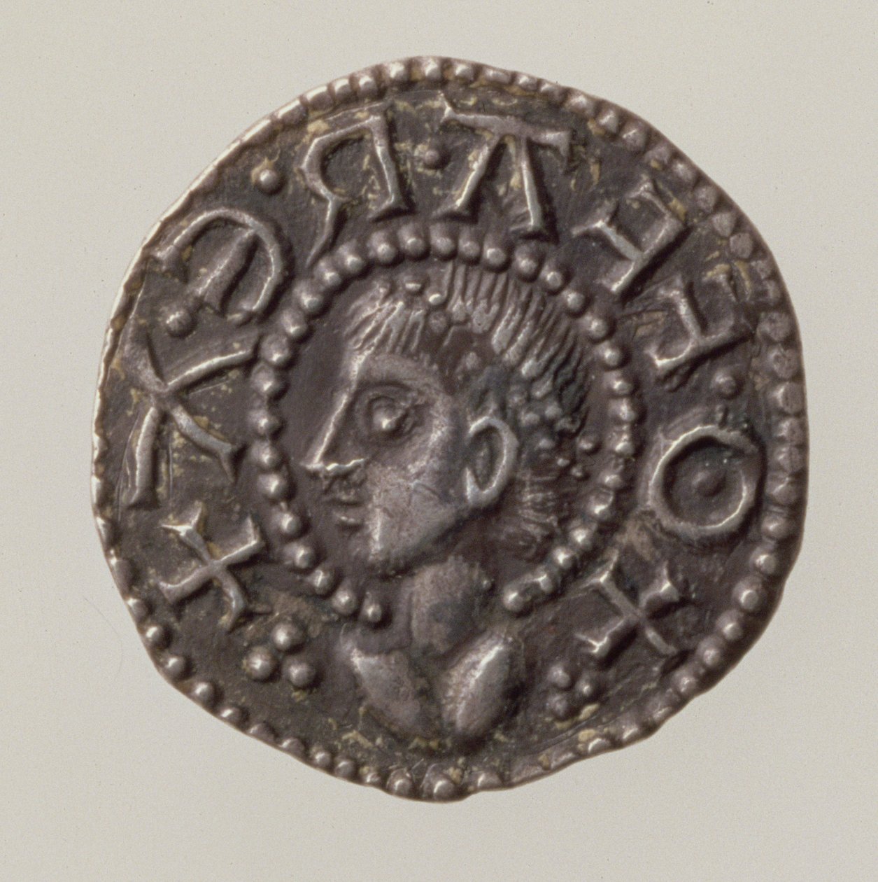 Penny of Offa, Mercia királya, 757-96 (előlap) (ezüst) (a hátoldalt lásd: 168072) alkotó: English School
