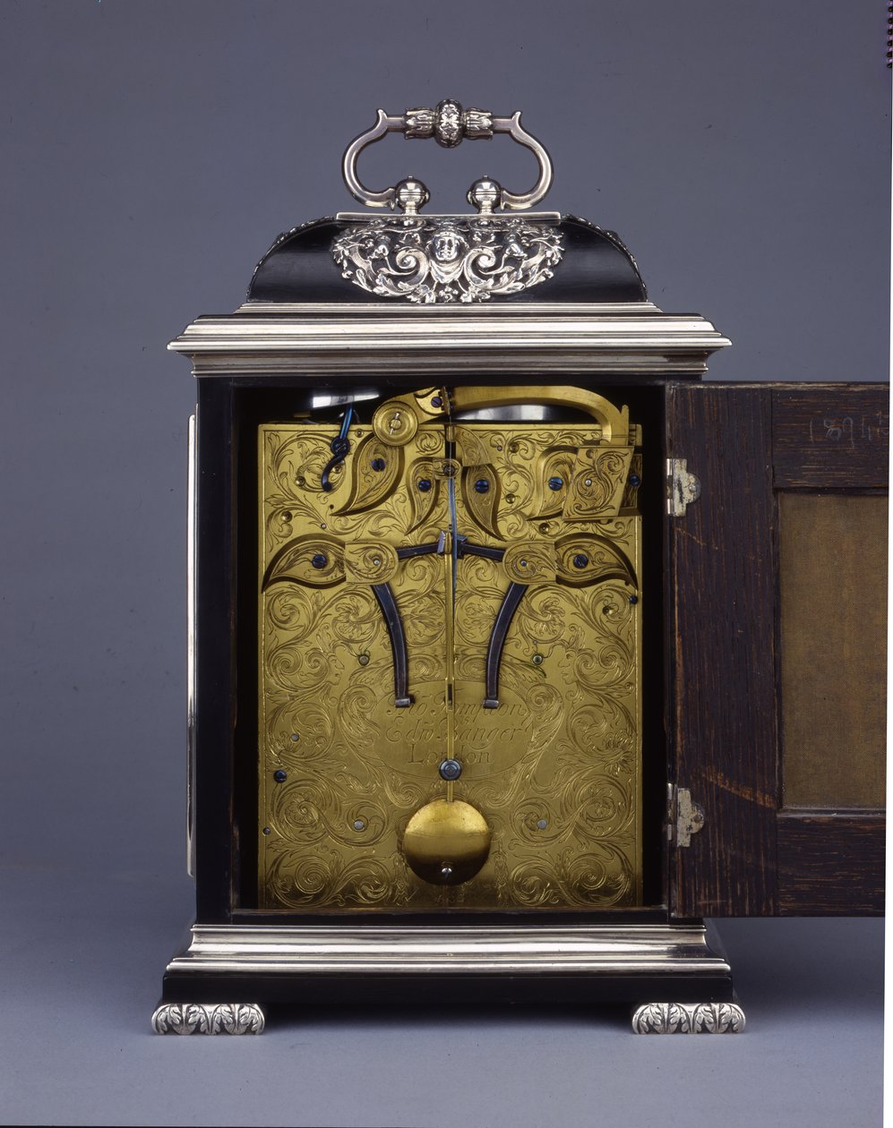 The Barnard Tompion, Tompion és Banger, London, 460. sz., feltűnő konzolos óra, 1708 körül alkotó: English School