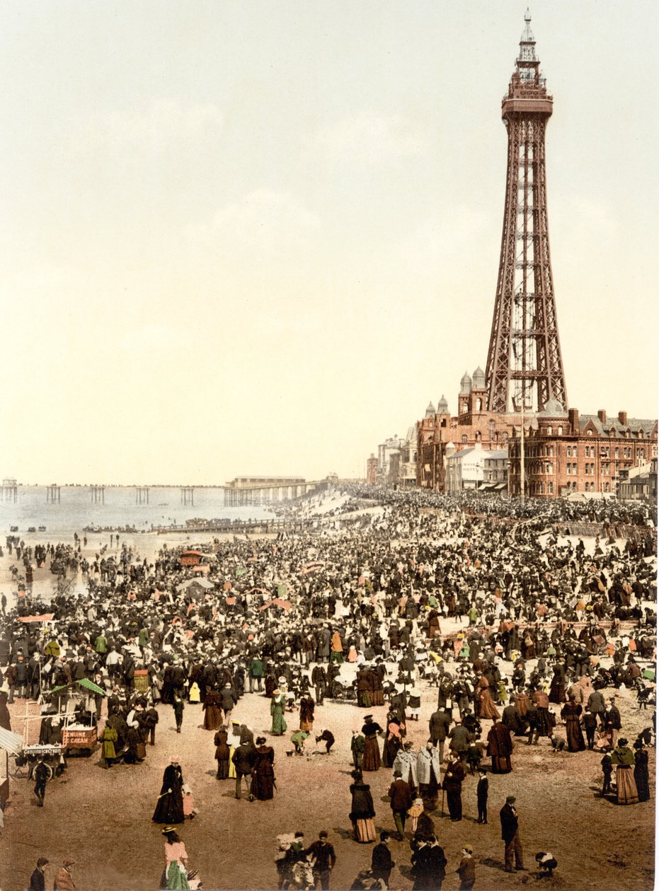 A torony és a strand, Blackpool (kézzel színezett fotó) alkotó: English School