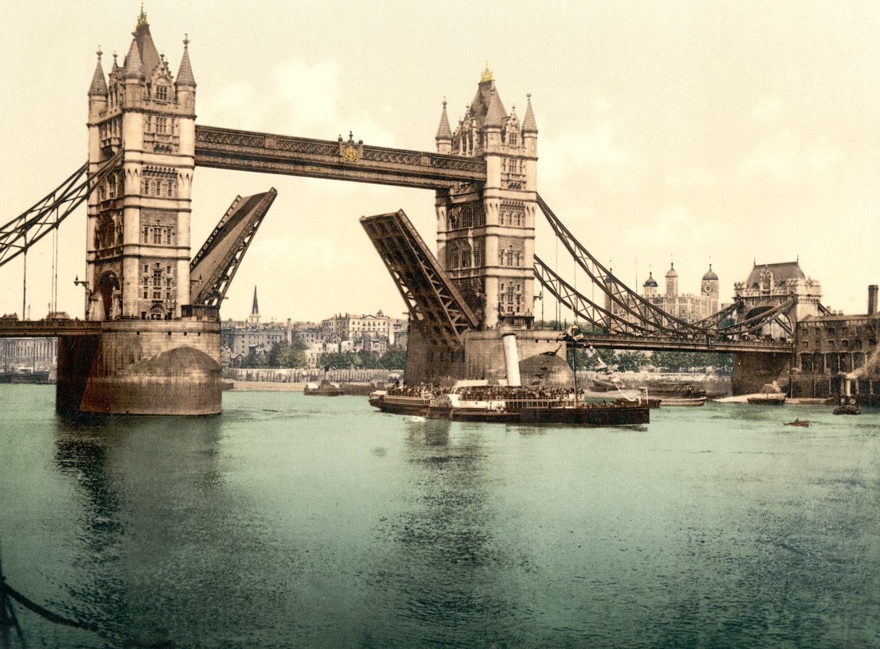 Tower Bridge, London (kézzel színezett fotó) alkotó: English School
