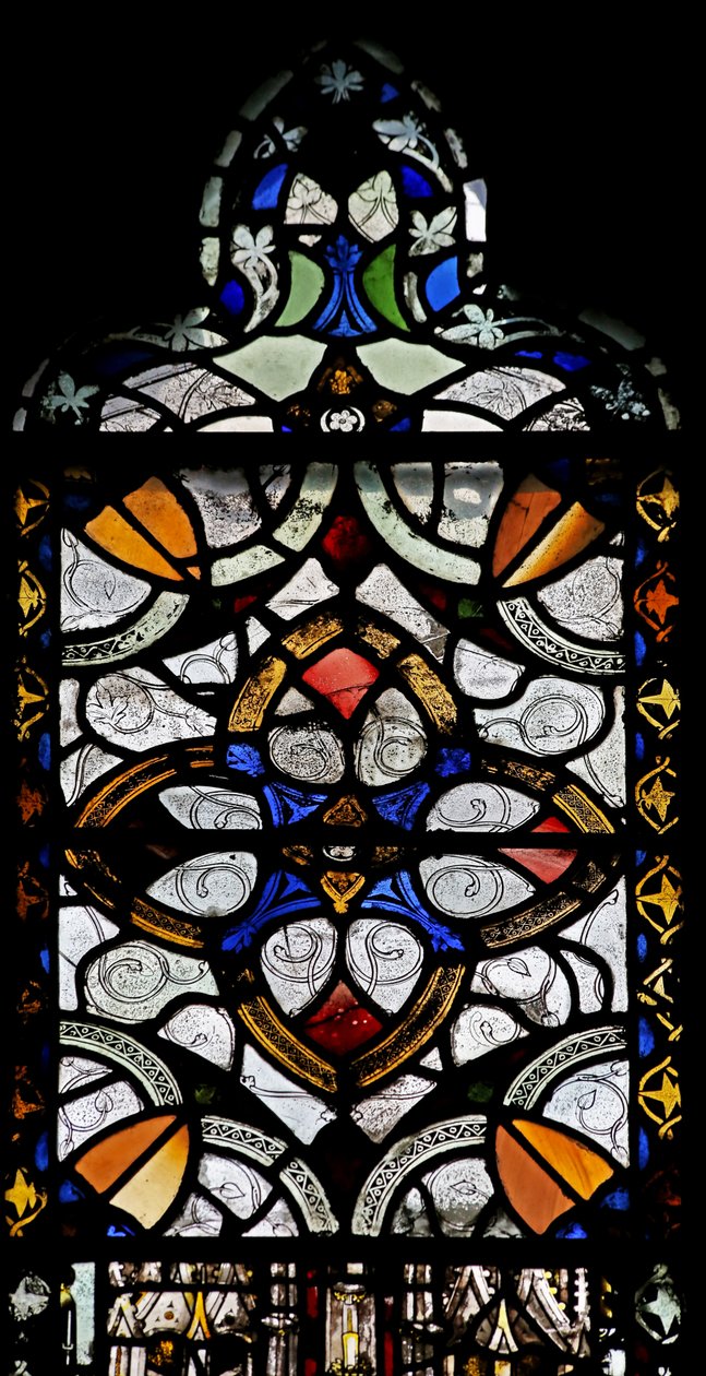 Grisaille-t és geometrikus mintát ábrázoló n4-es ablak alkotó: English School