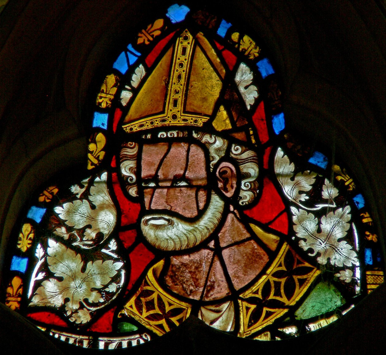 St Juliant ábrázoló s-2 ablak alkotó: English School