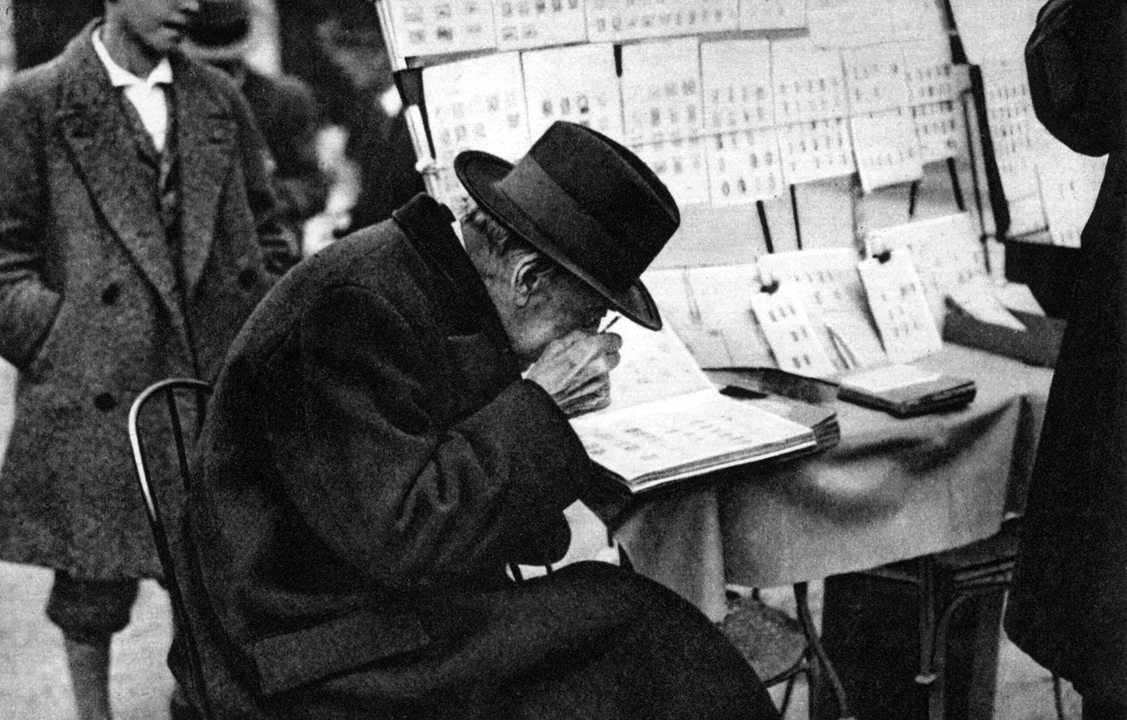 Egy régi bélyegvásárló, Párizs, 1931. alkotó: Ernest Flammarion