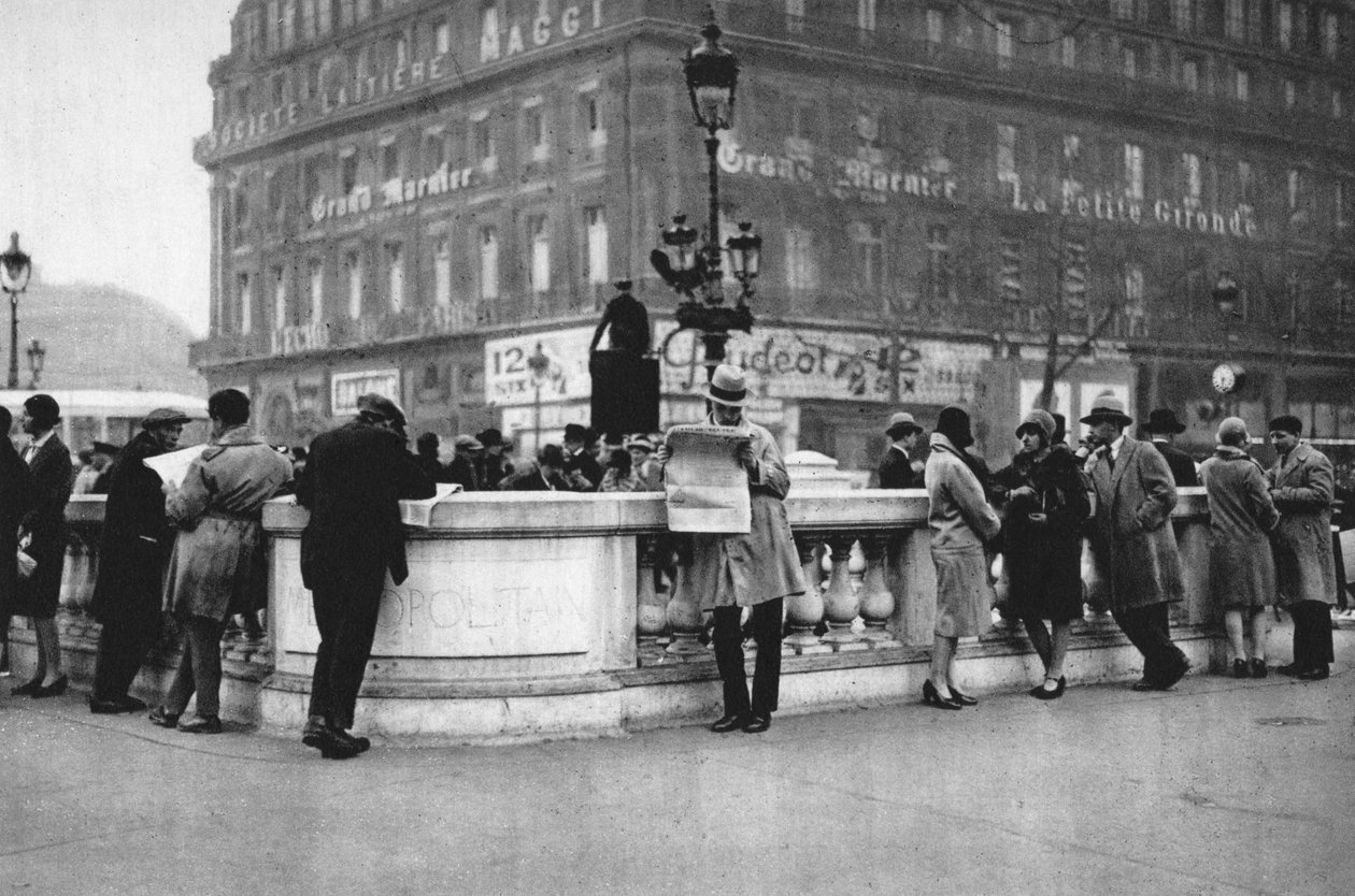 Találkozó egy metróállomás bejáratánál, Párizs, 1931 alkotó: Ernest Flammarion