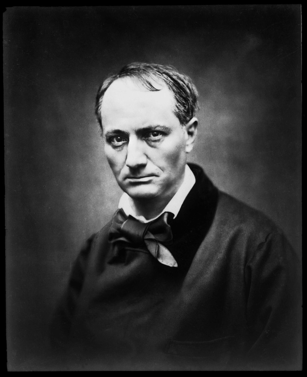 Charles Baudelaire költő portréja alkotó: Etienne Carjat