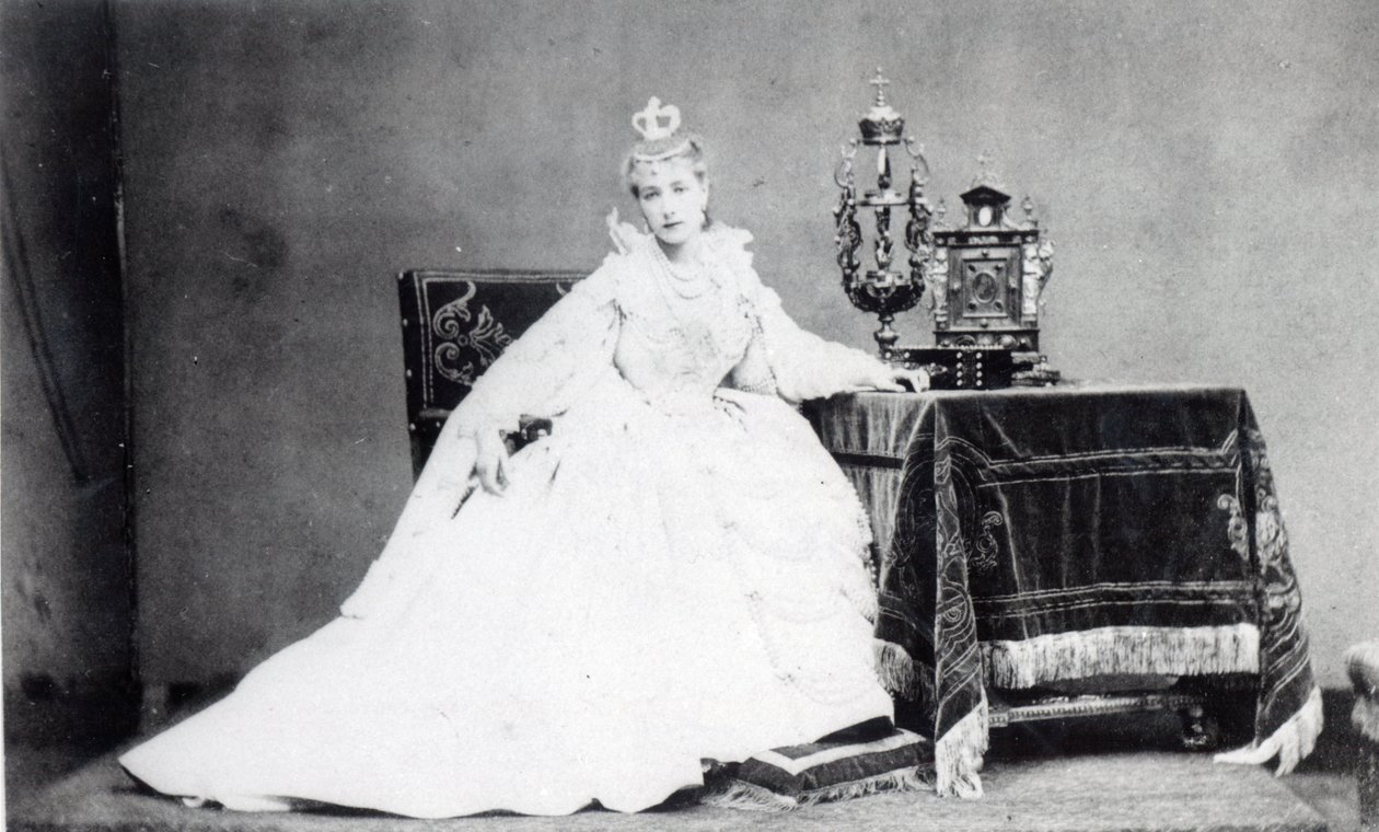 Sarah Bernhardt (1844-1923) Marie de Neubourg szerepében Victor Hugo (1802-85) Ruy Blas című filmjében, 1872 körül alkotó: Etienne Carjat