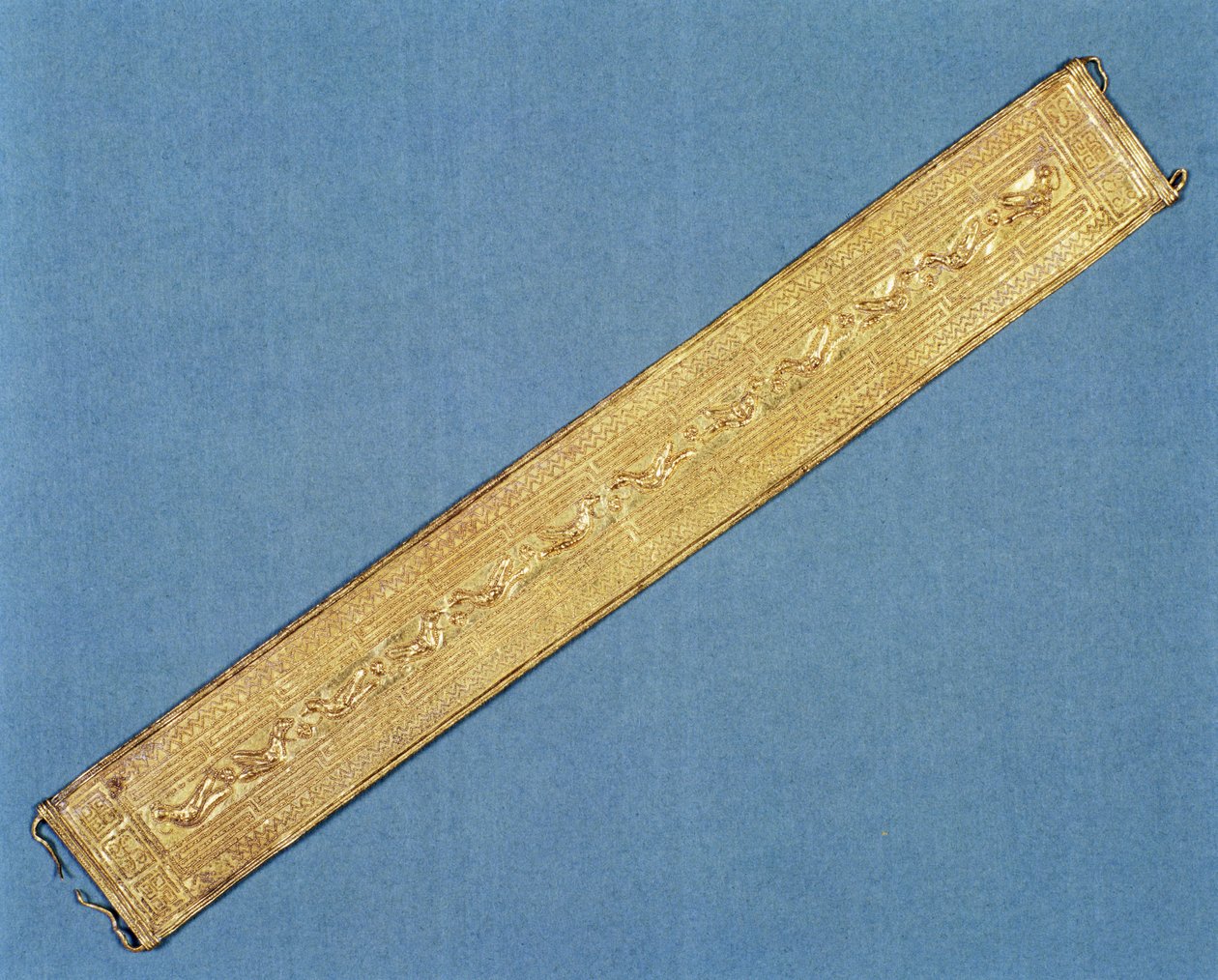 Karkötő (arany, filigrán és granulált) alkotó: Etruscan