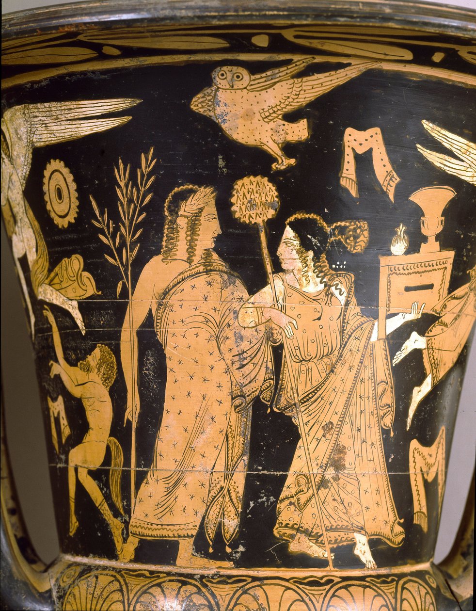 Ókori etruszk: harangkráter Trója pusztulását ábrázolja: részlet Dionüszoszt és Ariane-t. Falerii Veterestől (Civita Castellana). Kr.e. 350-300. Róma, a Villa Giulia Nemzeti Múzeuma alkotó: Etruscan