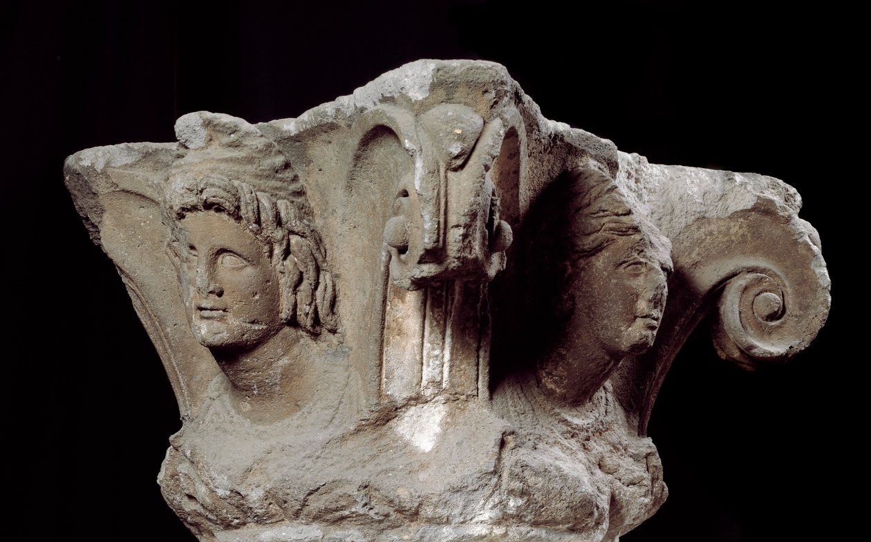 Etruszk civilizáció: díszített oszlopfők az olaszországi Campanari a Vulci sírból. 4. vége, Kr.e. 3. század eleje. Firenze, Régészeti Múzeum alkotó: Etruscan