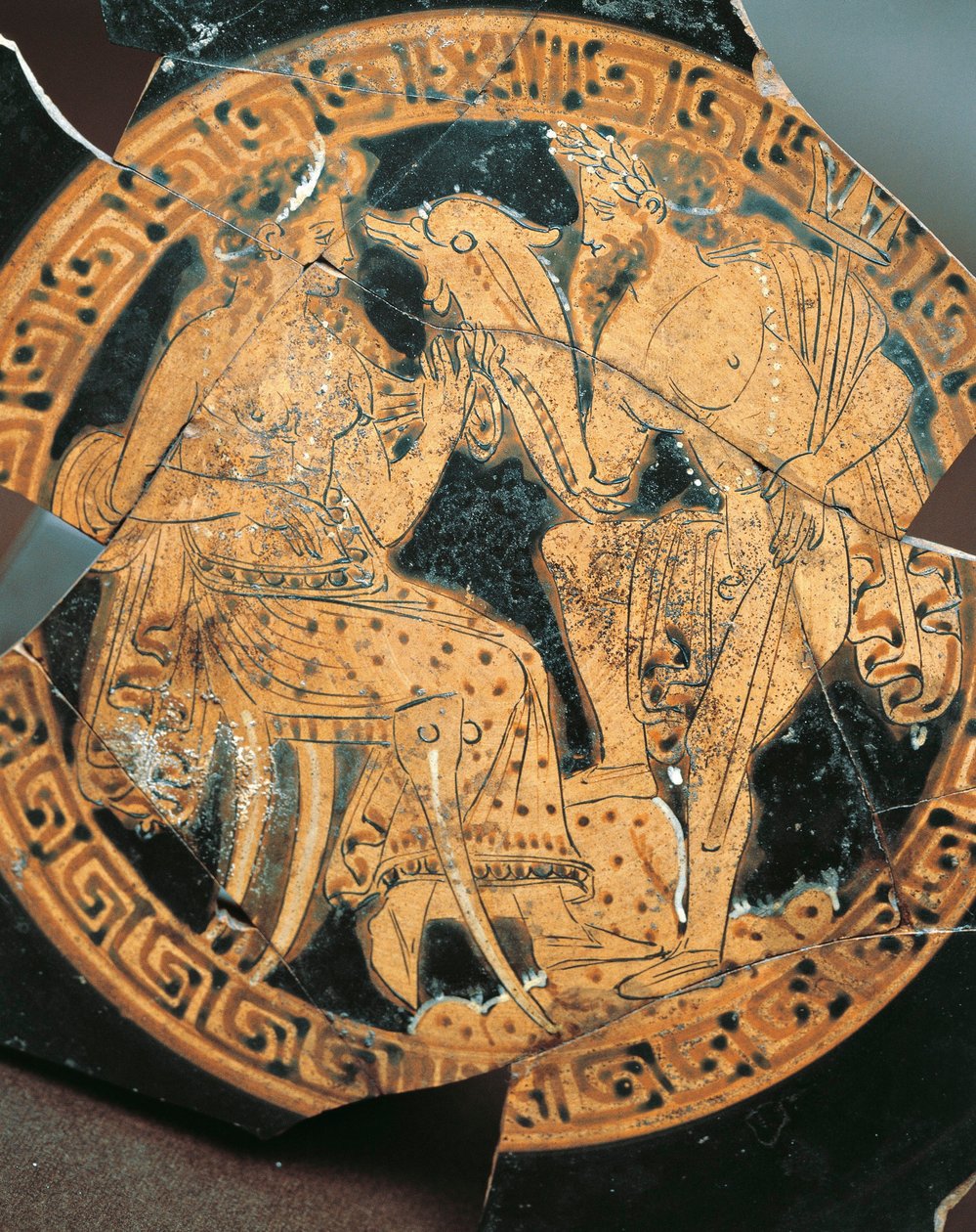 Vörös alakú kerámia, egy Poszeidónt és Amphitritét ábrázoló kráter belső díszítése, etruszk civilizáció alkotó: Etruscan Etruscan