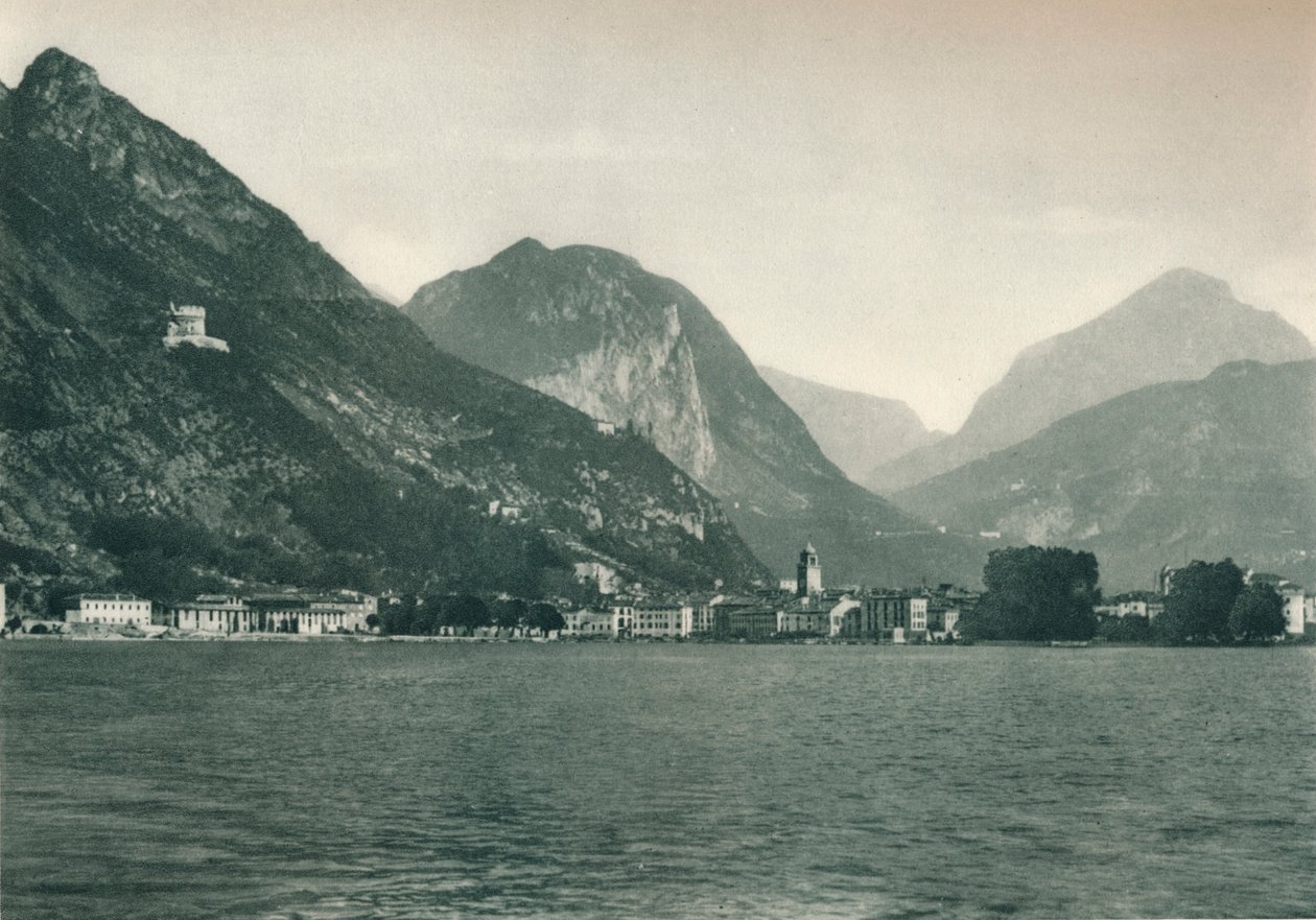 Riva del Garda a Garda-tóból, Olaszország, 1927 alkotó: Eugen Poppel