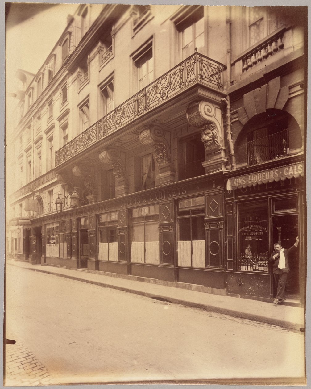 Rue de Valois 6-8. alkotó: Eugène Atget