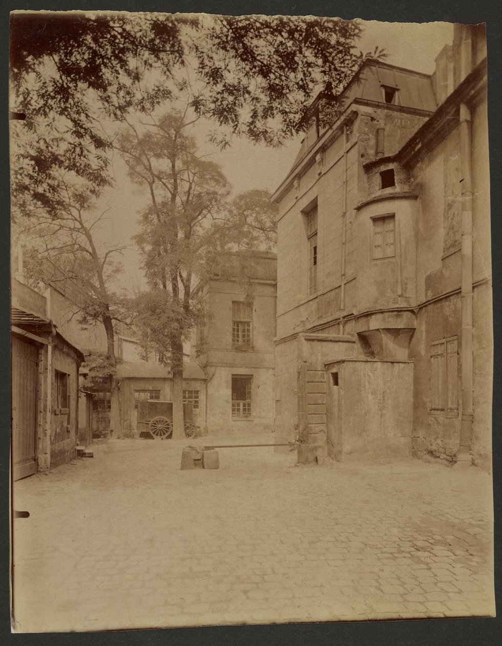 Az egykori karmelita kolostor, Hôtel Lavalière, el fog tűnni, rue Saint-Jacques alkotó: Eugène Atget