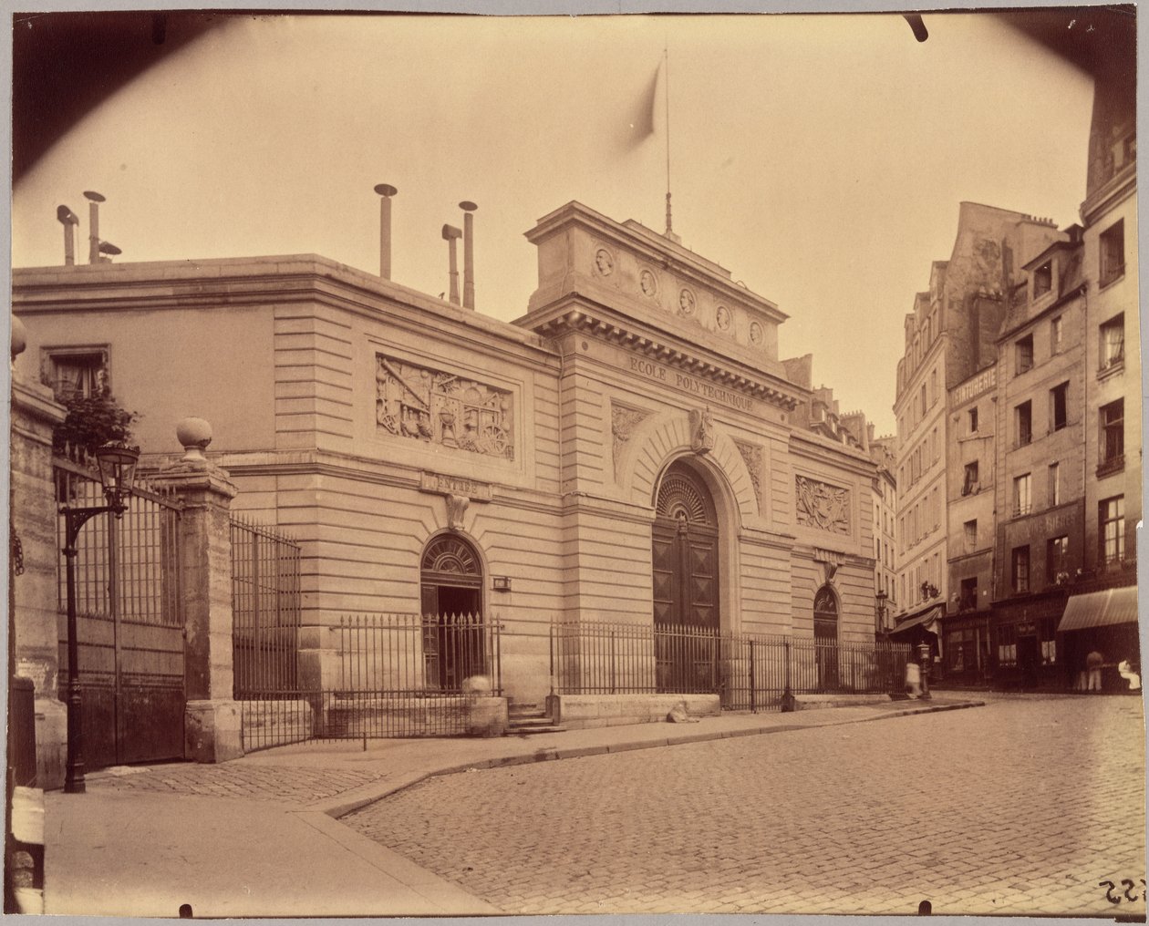 École polytechnique, rue Descartes alkotó: Eugène Atget