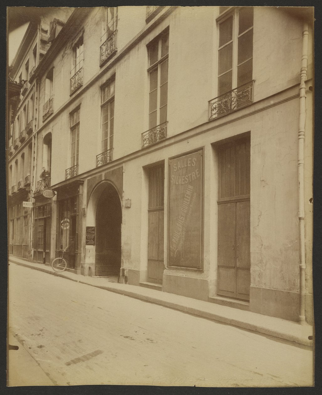 Hôtel de la Guillonière, Rue des Bons-Enfants 28., Richelieu itt lakott (1°) alkotó: Eugène Atget