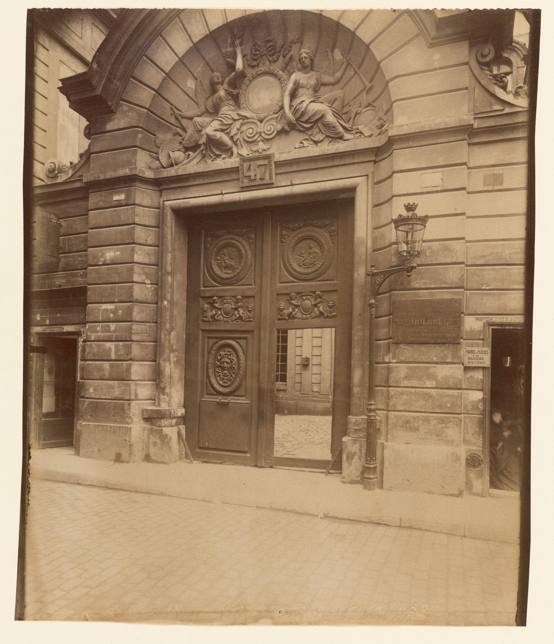 Hôtel des Ambassadeurs de Hollande, 47 rue Vieille-du-Temple alkotó: Eugène Atget