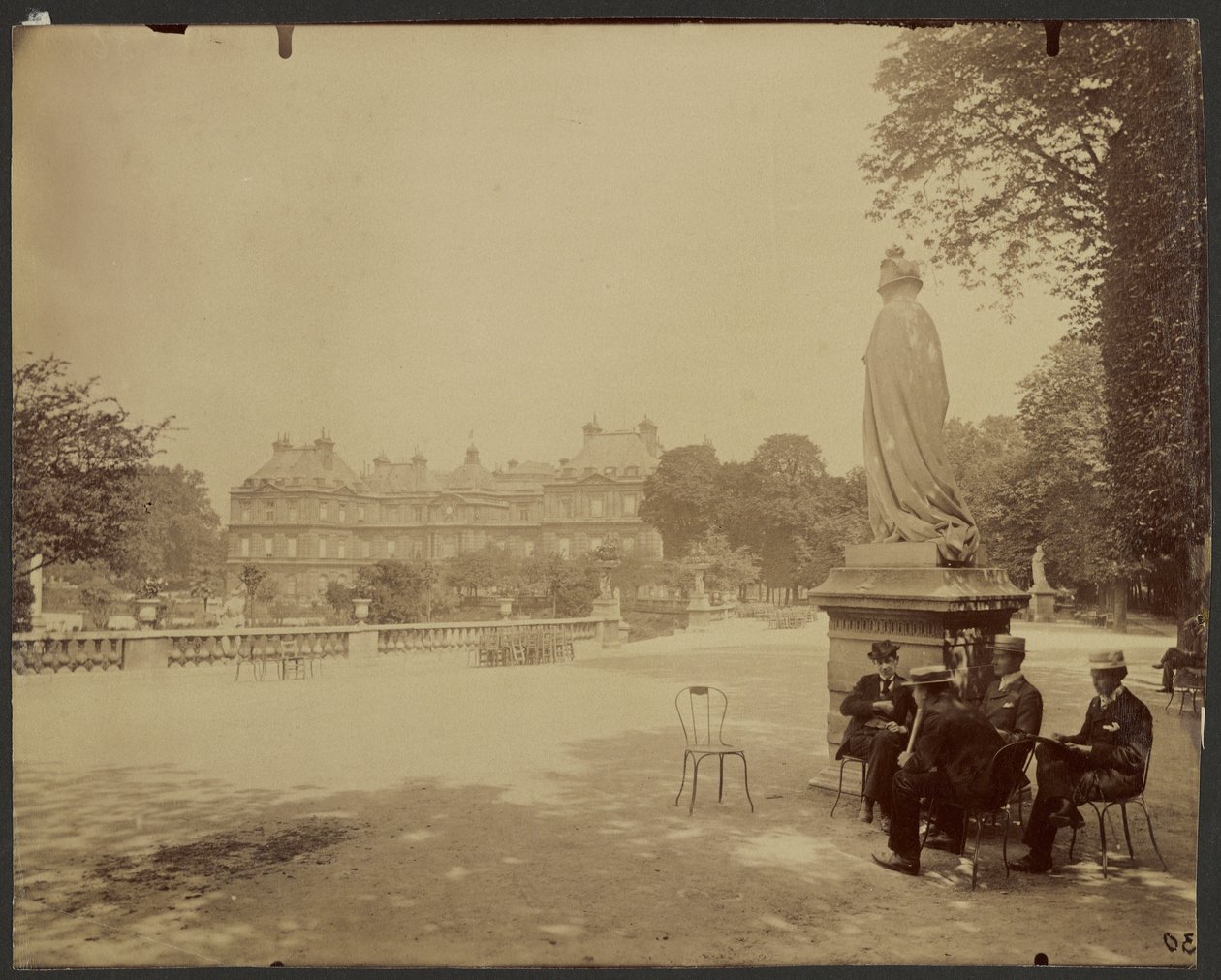 Luxemburg alkotó: Eugène Atget