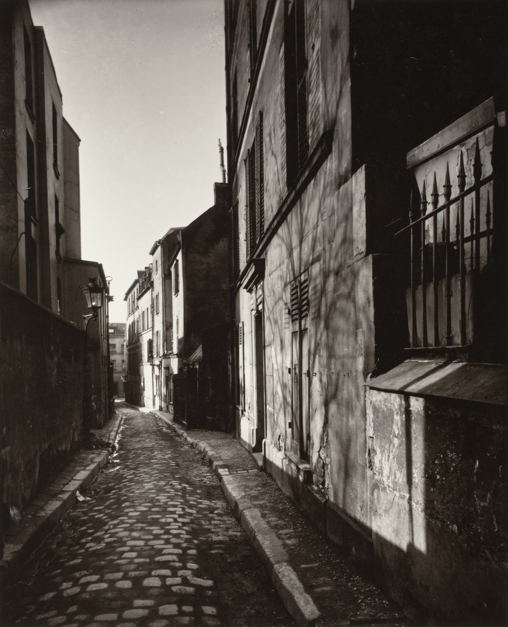 Rue St. Rustique, 1922. március alkotó: Eugène Atget