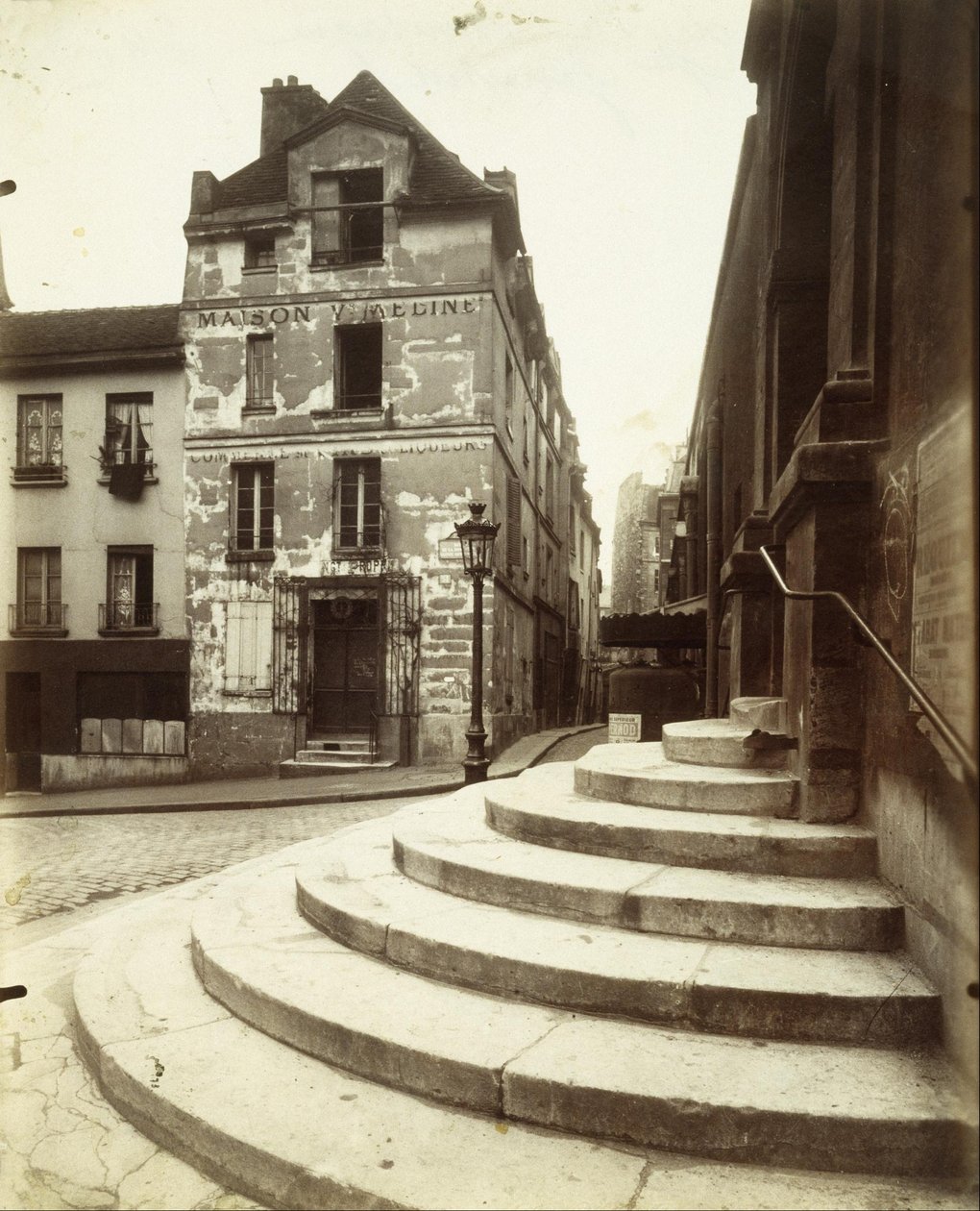 Rue de la Montagne-Sainte-Geneviève alkotó: Eugène Atget