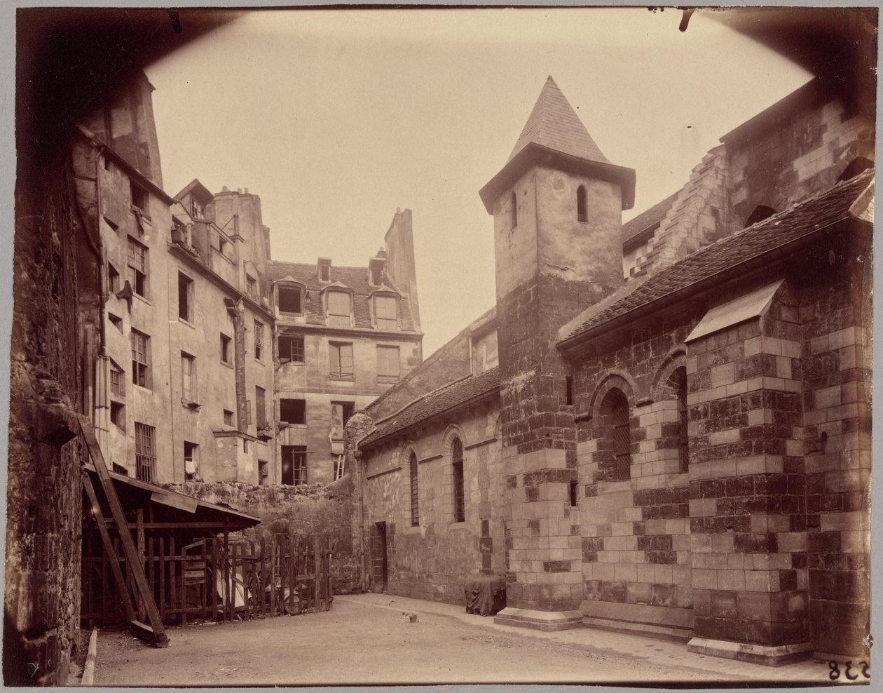 Saint-Julien-le-Pauvre alkotó: Eugène Atget