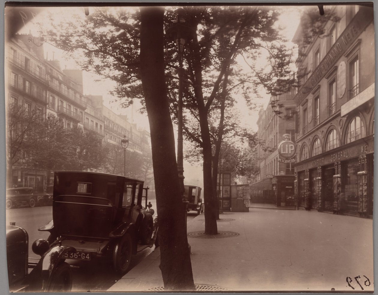 Boulevard de Bonne-Nouvelle alkotó: Eugène Atget