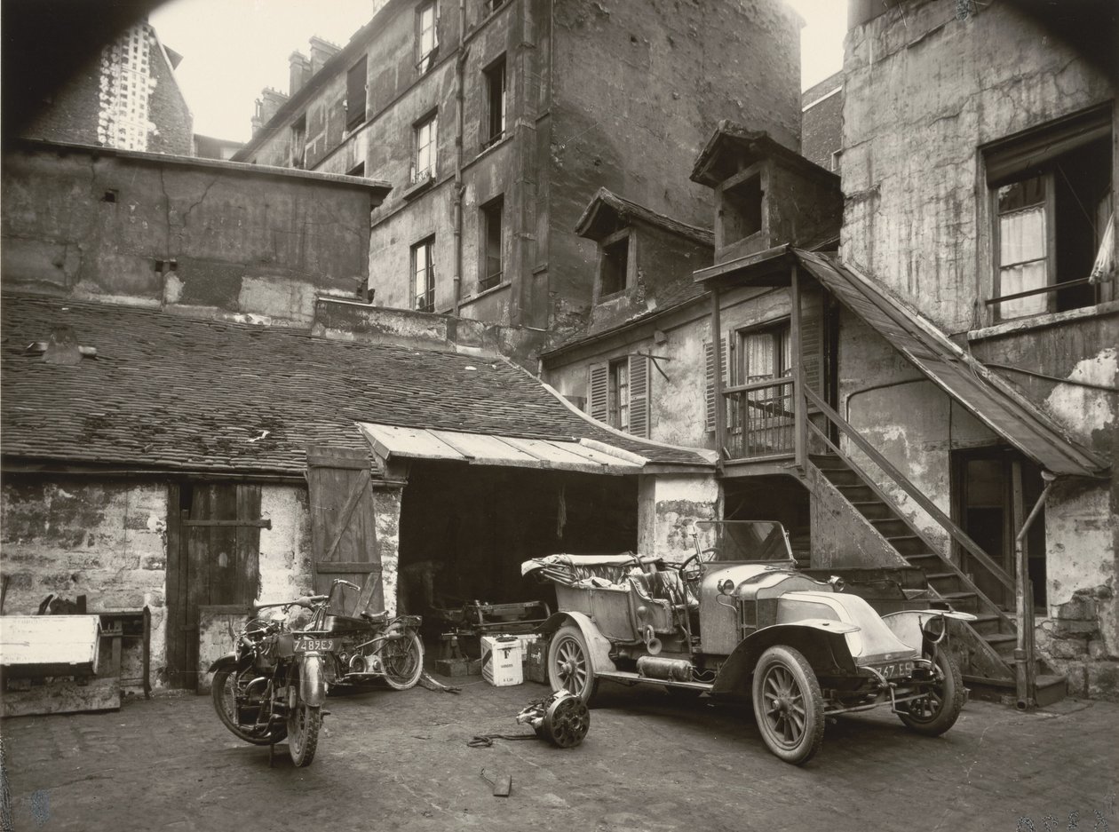 Udvar, rue de Valence alkotó: Eugène Atget