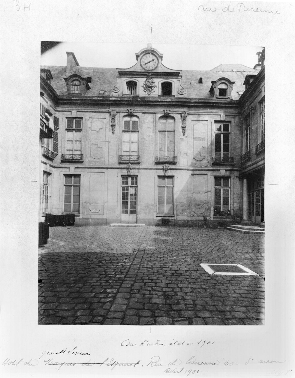 Hotel du Grand Veneur Párizsban, 60 rue de Turenne, 1901 alkotó: Eugène Atget