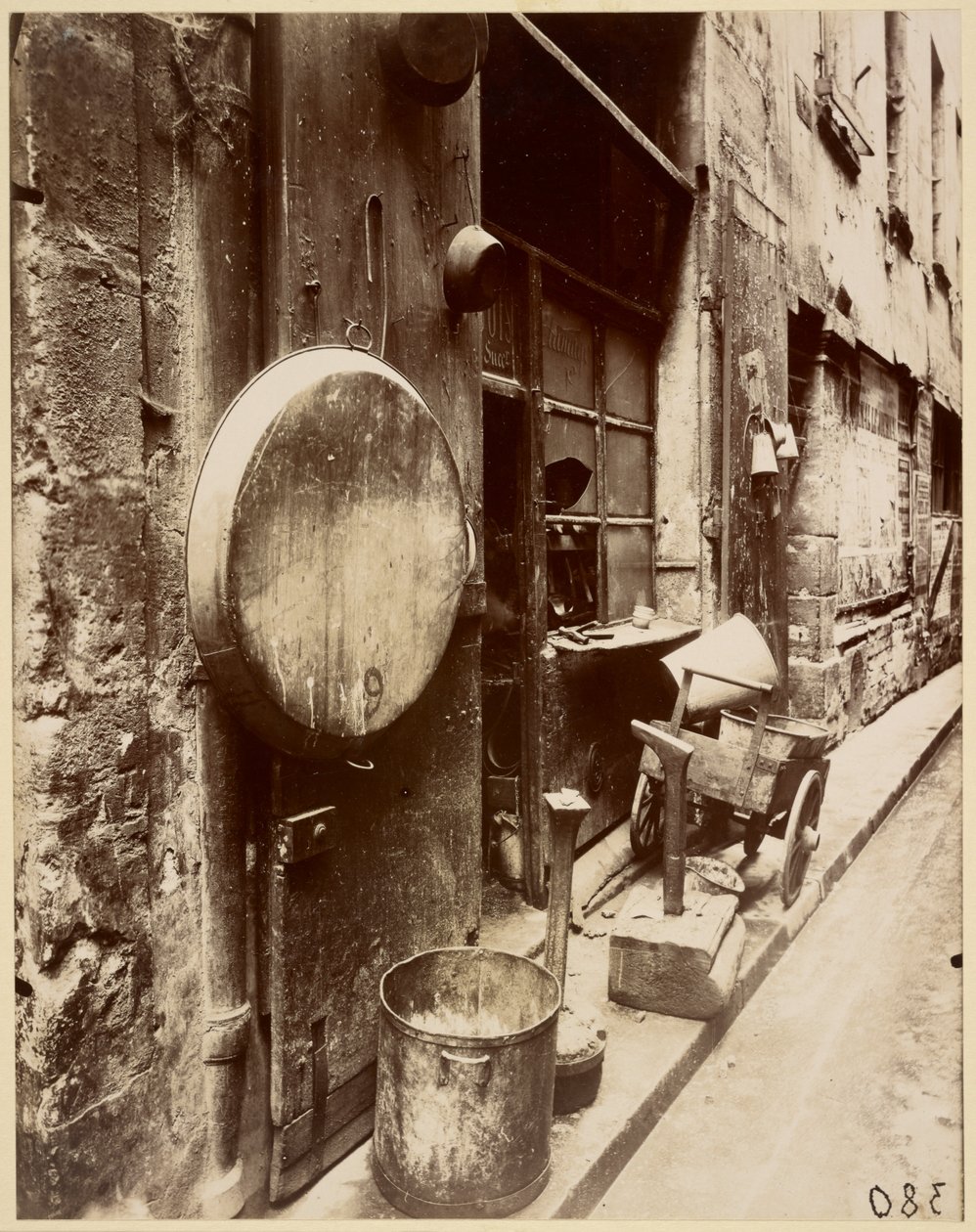 Rue de la Reynie Tin Smith boltja alkotó: Eugène Atget